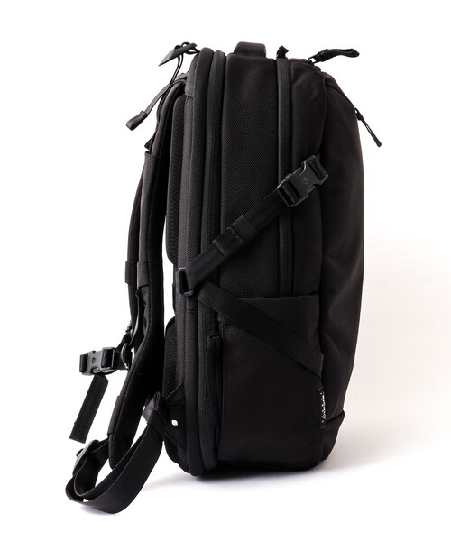incase(インケース)の「【Incase/インケース】Tracks Expandable Backpack(バックパック/リュック・メンズ・ブラック・FREE)」の18枚目の写真