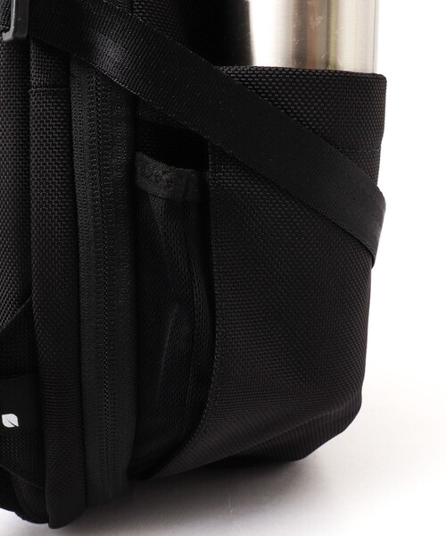 incase(インケース)の「【Incase/インケース】Tracks Expandable Backpack(バックパック/リュック・メンズ・ブラック・FREE)」の20枚目の写真