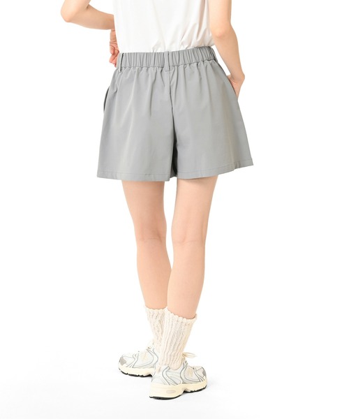 NEW BALANCE(ニューバランス)の「ボックスプリーテッドショーツ(その他パンツ・レディース・ライトグレー/ブラック・SMALL/MEDIUM/LARGE/X-LARGE)」の14枚目の写真