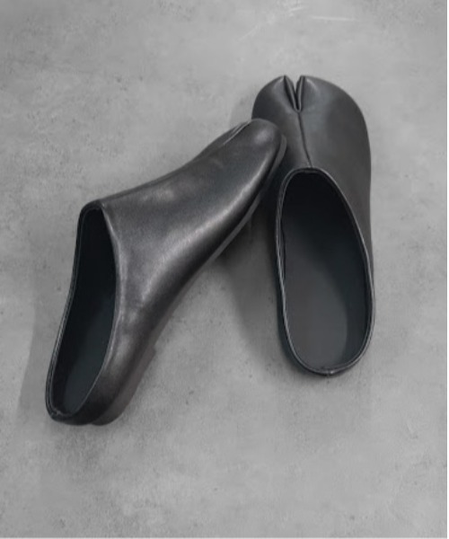 THE CELL.(ザセルドット)の「ソフトソール足袋スリッポン SPLIT TOE SLIP-ONS(サンダル・レディース・ベージュ/ブラック・35/37/39)」の6枚目の写真