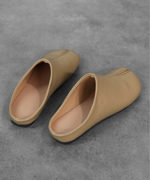 THE CELL.(ザセルドット)の「ソフトソール足袋スリッポン SPLIT TOE SLIP-ONS(サンダル・レディース・ベージュ/ブラック・35/37/39)」の20枚目の写真