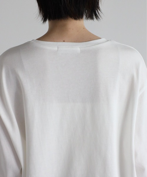 each(イーチ)の「裾レースレイヤード風オーバーTシャツ(Tシャツ/カットソー・レディース・ホワイト/スミクロ/カーキ・FREE)」の11枚目の写真