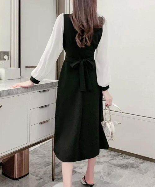 Flugge(フラッジー)の「シフォンスリーブ切り替えワンピース(ワンピース・レディース・ブラック・LARGE/MEDIUM)」の11枚目の写真