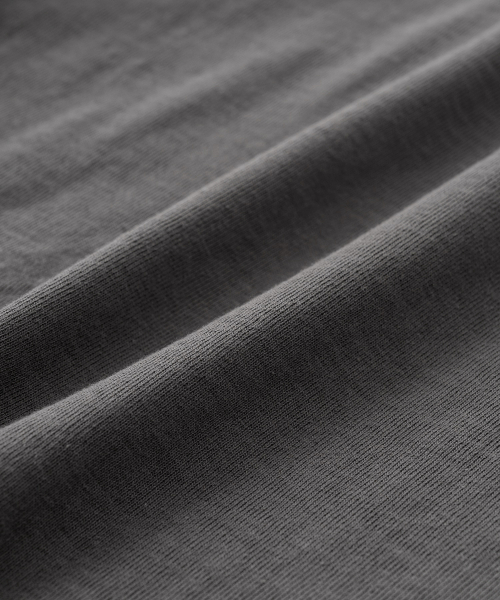 VASTIC(バスティック)の「サンセットリンガーTシャツ_チャコール(Tシャツ/カットソー・メンズ・チャコール・MEDIUM/LARGE/X-LARGE)」の7枚目の写真