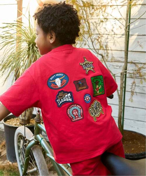 XLARGE KIDS(エクストララージキッズ)の「ウエスタンモチーフワッペン 半袖Tシャツ(Tシャツ/カットソー・キッズ・ブラック/レッド・100cm/140cm/110cm/90cm/80cm/130cm/120cm)」の1枚目の写真