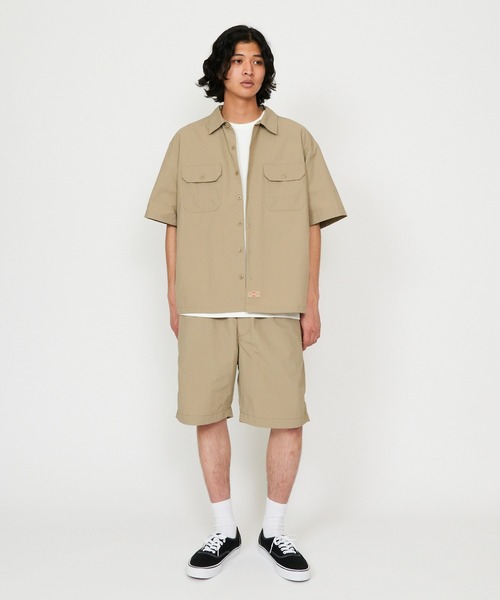 Dickies(ディッキーズ)の「Dickies/ディッキーズ ワークシャツ 半袖 ドローコード(シャツ/ブラウス・メンズ・ベージュ/ブラック・LARGE/MEDIUM)」の16枚目の写真