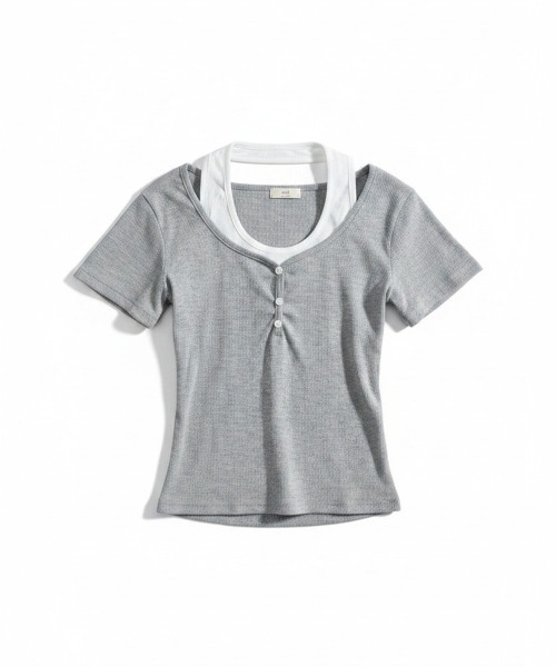 VIVID LADY(ビビッドレディー)の「ホルターネックドッキング レイヤード風 リブトップス(Tシャツ/カットソー・レディース・グレー/ブラック/ホワイト・FREE)」の17枚目の写真