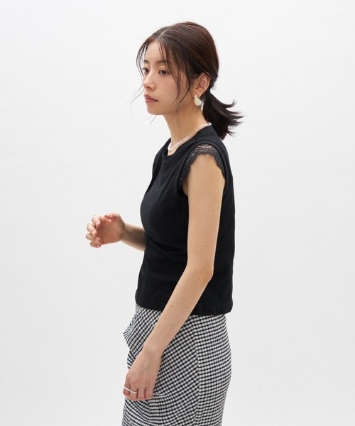 Lutim by u(ルチバイユー)の「レーススリーブストレッチTシャツ(Tシャツ/カットソー・レディース・ブラック/ホワイト・FREE)」の20枚目の写真