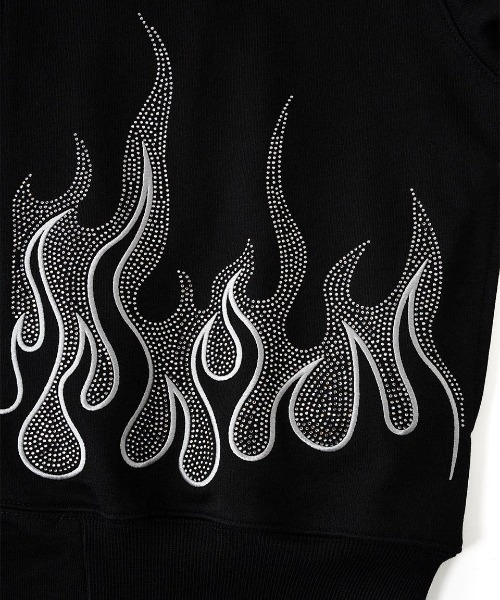 SUPPLIER(サプライヤー)の「A'GEM/9 × .kom 『SUPPLIER/サプライヤー』 Fire Pattern Rhinestone Zip Hoodie/ファイヤーパターン ラインストーン ジップ パーカー(パーカー・メンズ・ブラック/レッド・L)」の19枚目の写真