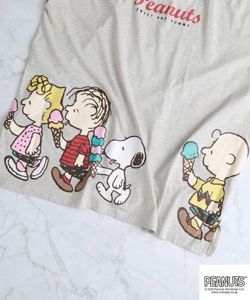 PEANUTS(ピーナッツ)の「PEANUTSプリントキング Tシャツ 半端袖(Tシャツ/カットソー・メンズ・オートミール/チャコール・FREE)」の7枚目の写真