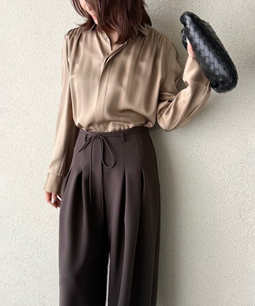 Sov.(ソブ)の「AKKO×Sov. / ダブルタックストリングパンツ(WEB限定)(その他パンツ・レディース・ベージュ/ダークブラウン・38/36)」の6枚目の写真