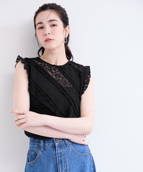 le cercle ADAM ET ROPE'(ルセルクルアダムエロペ)の「フリルレースプルオーバー(Tシャツ/カットソー・レディース・ブラック/オフホワイト・FREE)」の2枚目の写真