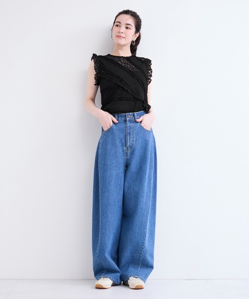 le cercle ADAM ET ROPE'(ルセルクルアダムエロペ)の「フリルレースプルオーバー(Tシャツ/カットソー・レディース・ブラック/オフホワイト・FREE)」の11枚目の写真