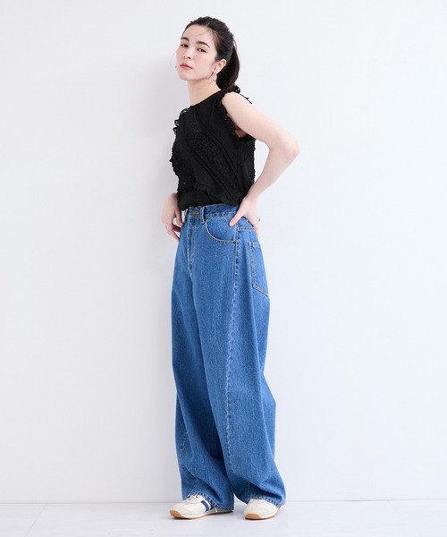 le cercle ADAM ET ROPE'(ルセルクルアダムエロペ)の「フリルレースプルオーバー(Tシャツ/カットソー・レディース・ブラック/オフホワイト・FREE)」の10枚目の写真