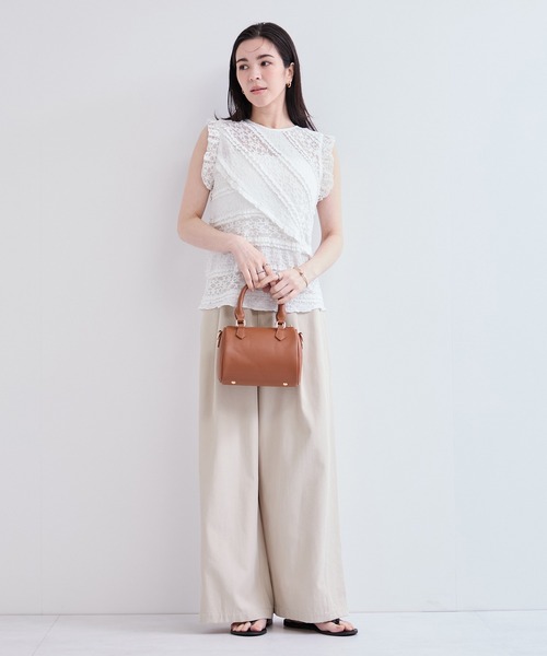 le cercle ADAM ET ROPE'(ルセルクルアダムエロペ)の「フリルレースプルオーバー(Tシャツ/カットソー・レディース・ブラック/オフホワイト・FREE)」の8枚目の写真
