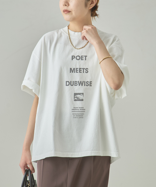 POET MEETS DUBWISE(ポエットミーツダブワイズ)の「《追加》POET MEETS DUBWISE LOOSE FIT LOGO Tシャツ(Tシャツ/カットソー・レディース・ブラック系その他/アイボリー/ホワイト・FREE)」の1枚目の写真