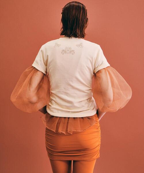 URBAN RESEARCH(アーバンリサーチ)の「Teya CROSS-STITCH T-SHIRTS(Tシャツ/カットソー・レディース・ベージュ・FREE)」の2枚目の写真