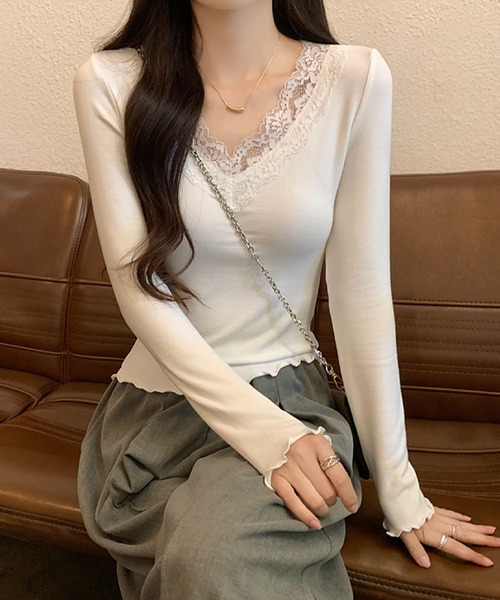 2ly2(トゥーリートゥー)の「着回し抜群!レースディテールの長袖トップス(Tシャツ/カットソー・レディース・ホワイト/ブラック・FREE)」の18枚目の写真