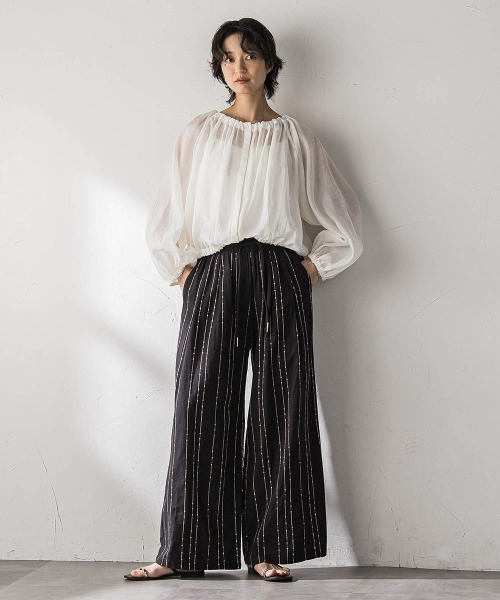 MAYSON GREY(メイソングレイ)の「前後2WAYシアーギャザーブラウス(シャツ/ブラウス・レディース・オフホワイト・M)」の12枚目の写真