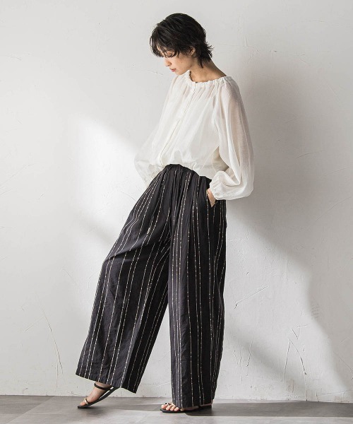 MAYSON GREY(メイソングレイ)の「前後2WAYシアーギャザーブラウス(シャツ/ブラウス・レディース・オフホワイト・M)」の11枚目の写真