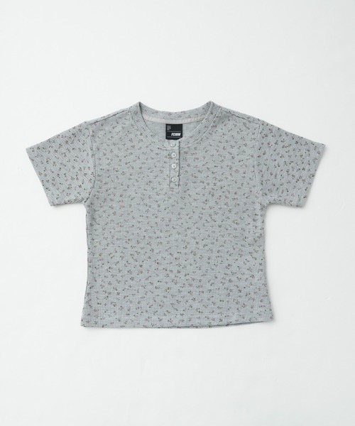 FCMM（エフシーエムエム）の「FLOWER THERMAL HENLEY NECK TEE / フラワーサーマルヘンリーネックTee（Tシャツ/カットソー・レディース・グレー/アイボリー・SMALL/MEDIUM）」の5枚目の写真