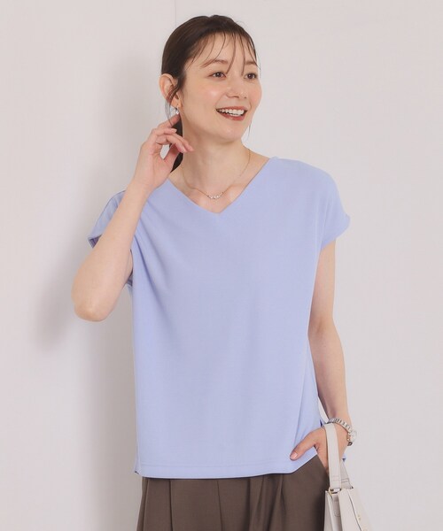 ITS'DEMO(イッツデモ)の「【冷感/速乾】Vネックカットプルオーバー(Tシャツ/カットソー・レディース・サックスブルー/ブラック/ブルーグリーン/ライトグリーン/ブルー/オフホワイト/ピンク系/ライトイエロー系・00)」の4枚目の写真