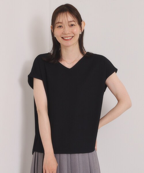 ITS'DEMO(イッツデモ)の「【冷感/速乾】Vネックカットプルオーバー(Tシャツ/カットソー・レディース・サックスブルー/ブラック/ブルーグリーン/ライトグリーン/ブルー/オフホワイト/ピンク系/ライトイエロー系・00)」の1枚目の写真