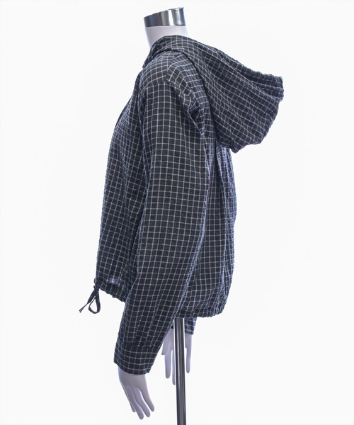 STAY MOTION（ステイモーション）の「【WEB限定】フード付き裾ドロストチェック柄シャツ［骨格ナチュラル／韓国ファッション／カジュアル］（シャツ/ブラウス・レディース・ブラック/アイボリー・F）」の7枚目の写真