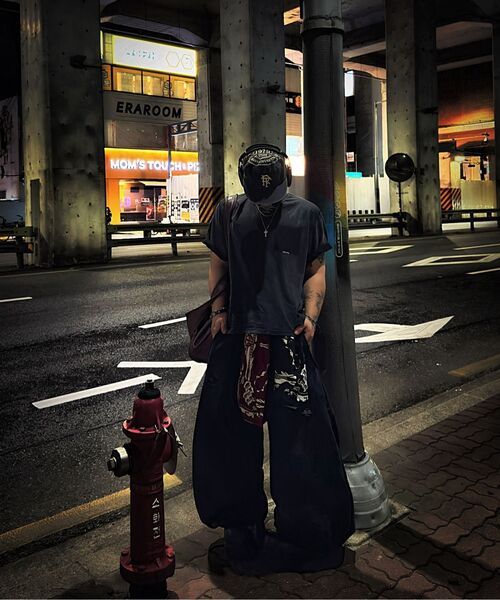 MWOONG（ムン）の「Destroyed P dusty black B（スウェットパンツ・レディース・その他・FREE）」の2枚目の写真