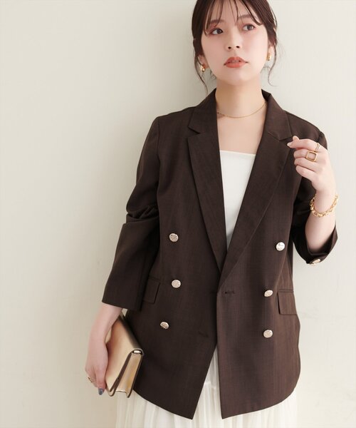 natural couture(ナチュラルクチュール)の「【sherbet line】UV接触冷感 金釦べこべこテーラージャケット(テーラードジャケット・レディース・ライトグレー/ネイビー/ブラウン/ライトベージュ・FREE)」の3枚目の写真