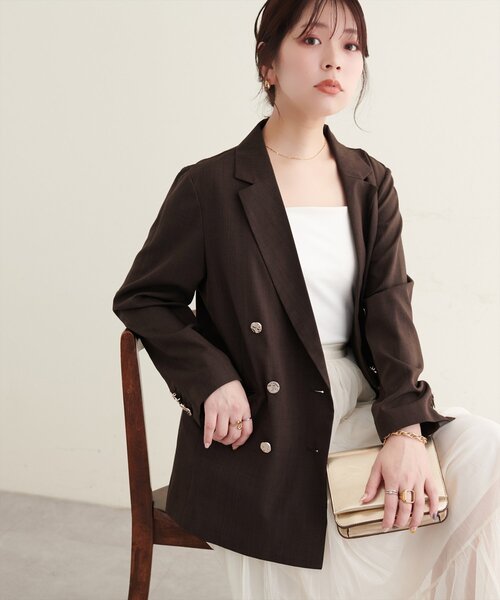 natural couture(ナチュラルクチュール)の「【sherbet line】UV接触冷感 金釦べこべこテーラージャケット(テーラードジャケット・レディース・ライトグレー/ネイビー/ブラウン/ライトベージュ・FREE)」の17枚目の写真