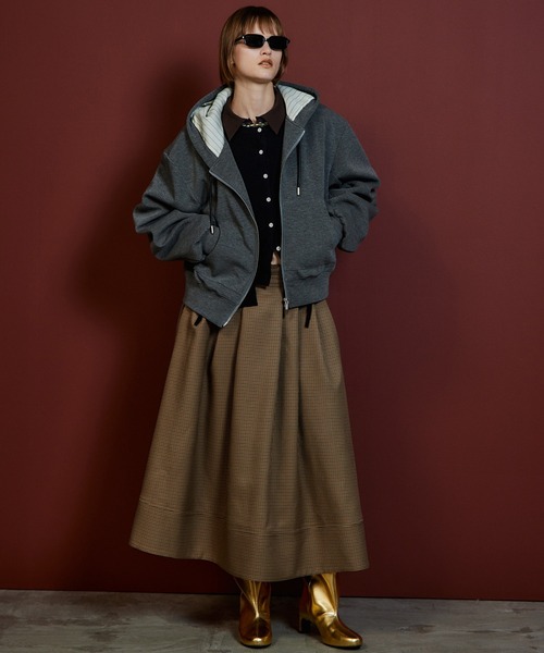 MAISON SPECIAL（メゾンスペシャル）の「【2026Autumn PRE-ORDER】Wide Tuck Volume Skirt/ワイドタックボリュームスカート（スカート・レディース・ベージュ/ブラック・38/36）」の8枚目の写真