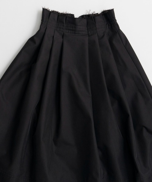 MAISON SPECIAL（メゾンスペシャル）の「【2026Autumn PRE-ORDER】Wide Tuck Volume Skirt/ワイドタックボリュームスカート（スカート・レディース・ベージュ/ブラック・38/36）」の15枚目の写真