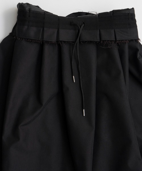 MAISON SPECIAL（メゾンスペシャル）の「【2026Autumn PRE-ORDER】Wide Tuck Volume Skirt/ワイドタックボリュームスカート（スカート・レディース・ベージュ/ブラック・38/36）」の18枚目の写真