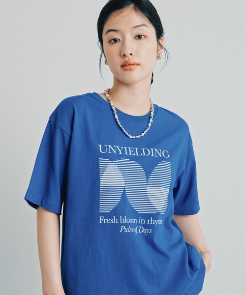 LEPSIM(レプシィム)の「カラーロゴTEE 1049028(Tシャツ/カットソー・レディース・チャコールグレー/ブルー/オフホワイト/パープル/ピンク・FREE)」の9枚目の写真