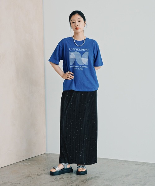 LEPSIM(レプシィム)の「カラーロゴTEE 1049028(Tシャツ/カットソー・レディース・チャコールグレー/ブルー/オフホワイト/パープル/ピンク・FREE)」の11枚目の写真