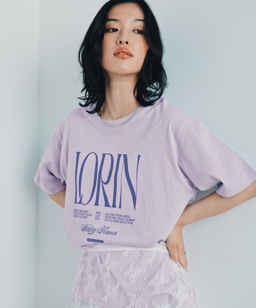 LEPSIM(レプシィム)の「カラーロゴTEE 1049028(Tシャツ/カットソー・レディース・チャコールグレー/ブルー/オフホワイト/パープル/ピンク・FREE)」の14枚目の写真