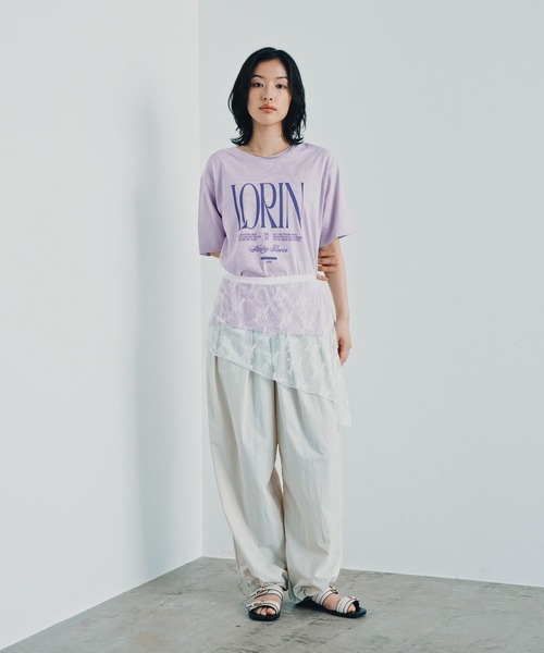 LEPSIM(レプシィム)の「カラーロゴTEE 1049028(Tシャツ/カットソー・レディース・チャコールグレー/ブルー/オフホワイト/パープル/ピンク・FREE)」の16枚目の写真