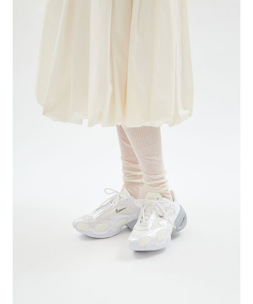 emmi(エミ)の「ミモレ丈バルーンスカート(スカート・レディース・ブラック/ホワイト・F)」の5枚目の写真