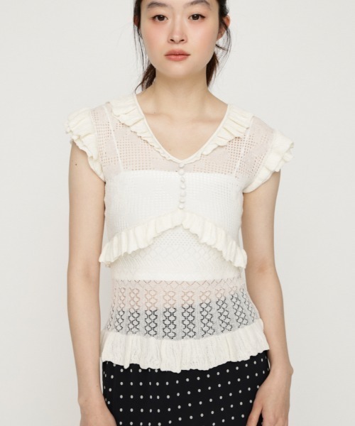 SLY(スライ)の「CROCHET FRILL TOPS クロシェフリルトップス シアートップス シアーニット 夏服 秋服(ニット/セーター・レディース・アイボリー/ダークパープル/ブラック・FREE)」の2枚目の写真