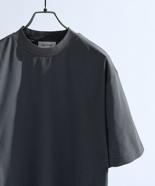 ABAHOUSE(アバハウス)の「【通気・速乾・ストレッチ】モックネックTシャツ / BREEZE MESH(Tシャツ/カットソー・メンズ・ホワイト/チャコールグレー/モカ/ブラック・46/44/48)」の4枚目の写真