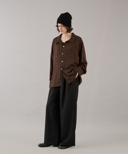 ONCILY（オンシェリー）の「SILVER BUTTON LONG SLEEVE SHIRT / シルバーボタンロングスリーブシャツ（シャツ/ブラウス・メンズ・ネイビー系/ホワイト系その他/ブラウン/オフホワイト/ネイビー/ブラック/ダークブラウン・SMALL/MEDIUM/LARGE）」の22枚目の写真