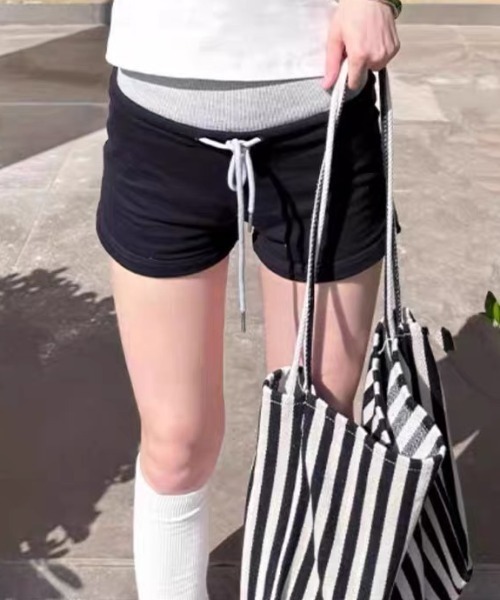 Vipoa(ヴィポア)の「Slim string short sweat pants(スウェットパンツ・レディース・グレー/ブラック/ピンク/ブルー・FREE)」の14枚目の写真