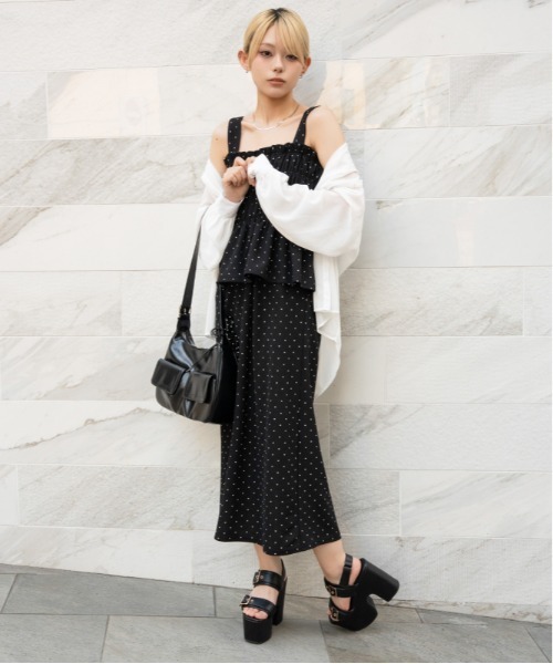 GORGE(ゴージ)の「《ドット柄・シャーリングペプラム》カットジョーゼットキャミワンピース/フェミニン×ガーリー/春夏秋/全3色(ワンピース・レディース・ブラック系・F)」の1枚目の写真