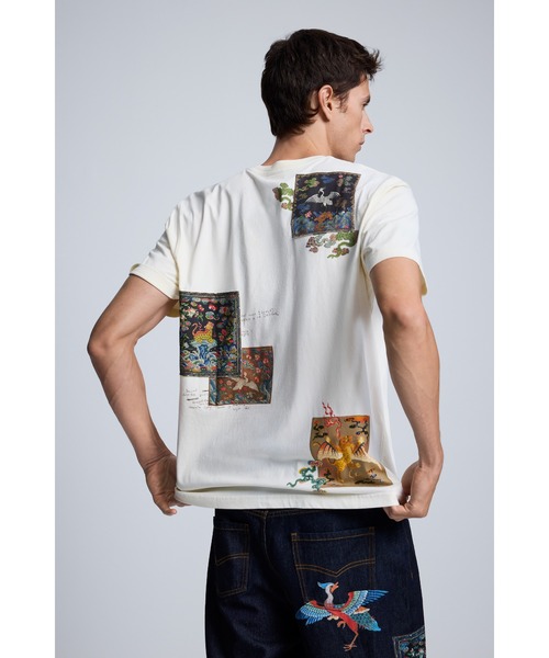 Desigual(デシグアル)の「オリエンタル生物刺繍プリント半袖Tシャツ(Tシャツ/カットソー・メンズ・マルチ・S/M/L/XL)」の3枚目の写真