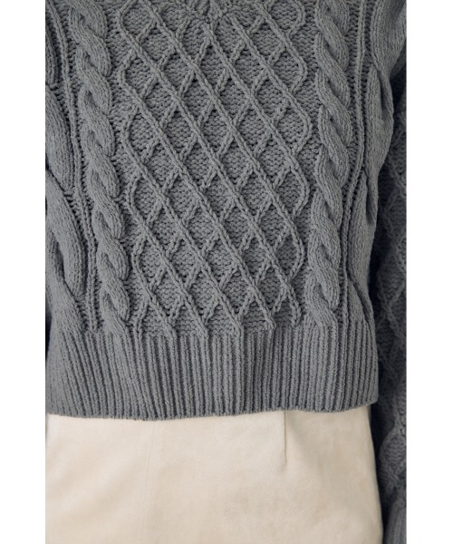 AZUL by moussy(アズールバイマウジー)の「【VERY11月号掲載】大人気定番!【ぬくもち】着丈バリエ シェニールVネックニット 秋服 冬服 長袖 ケーブルニット(ニット/セーター・レディース・ブラック/レッド/チャコールグレー/アイボリー・MEDIUM/SMALL)」の13枚目の写真