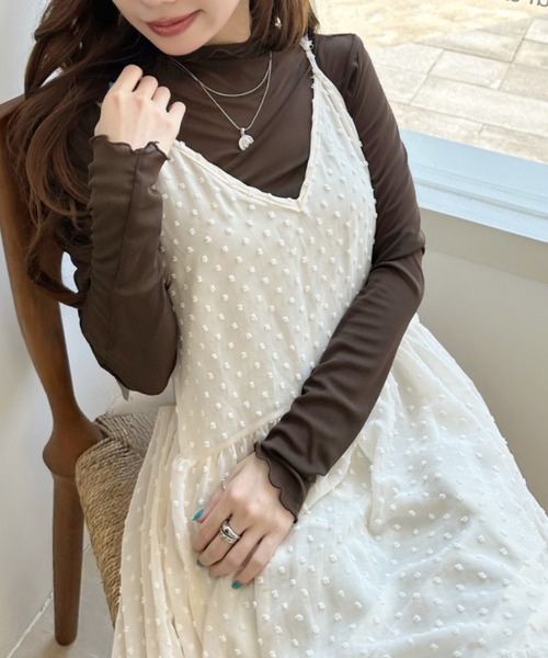 Ada.(エイダ)の「立体ドット ティアード ロング キャミワンピース(ワンピース・レディース・ブラック/アイボリー・FREE)」の1枚目の写真