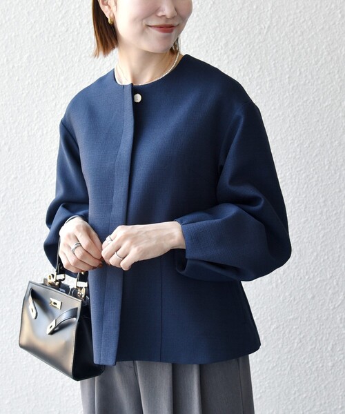 SHIPS any（シップス エニィ）の「SHIPS any:〈手洗い可能〉パフ スリーブ ノーカラー ジャケット［NAVY BLUE］（ノーカラージャケット・レディース・ネイビー/ナチュラル・ONE SIZE）」の13枚目の写真