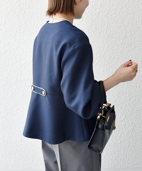 SHIPS any（シップス エニィ）の「SHIPS any:〈手洗い可能〉パフ スリーブ ノーカラー ジャケット［NAVY BLUE］（ノーカラージャケット・レディース・ネイビー/ナチュラル・ONE SIZE）」の15枚目の写真