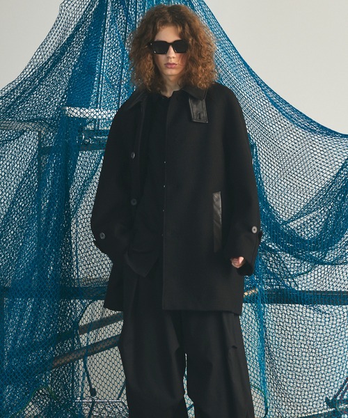 MAISON SPECIAL(メゾンスペシャル)の「《UNISEX》シープレザーメルトンコンビプライムオーバーハーフコート/Sheep Leather Melton Combination Prime-Over Half Coat【MAISON SPECIAL/メゾンスペシャル】(チェスターコート・メンズ・ブラック・2/1/0)」の3枚目の写真